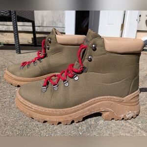 Alice + Whittles (Now Thesus) Olive Green Weekend Hiking Boots